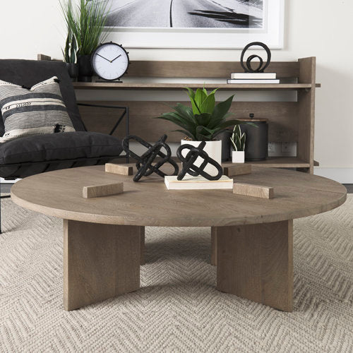 Leonidas Accent Chair