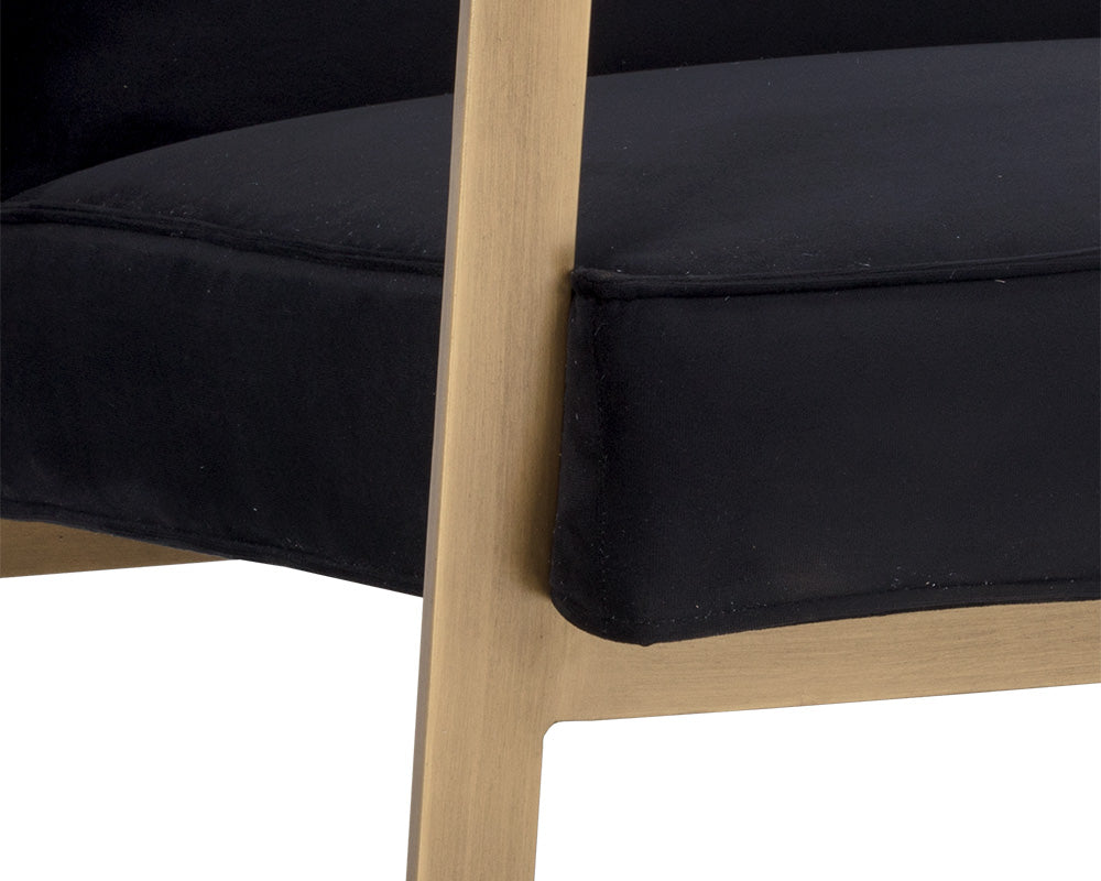 Kristoffer Lounge