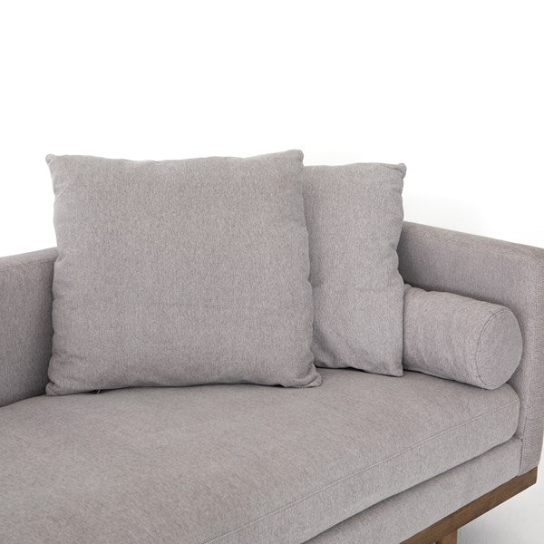 BRADY CHAISE