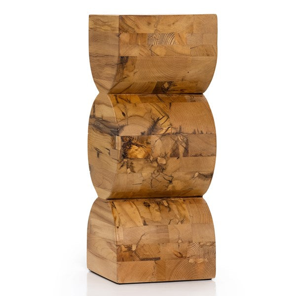 CURVA PEDESTAL