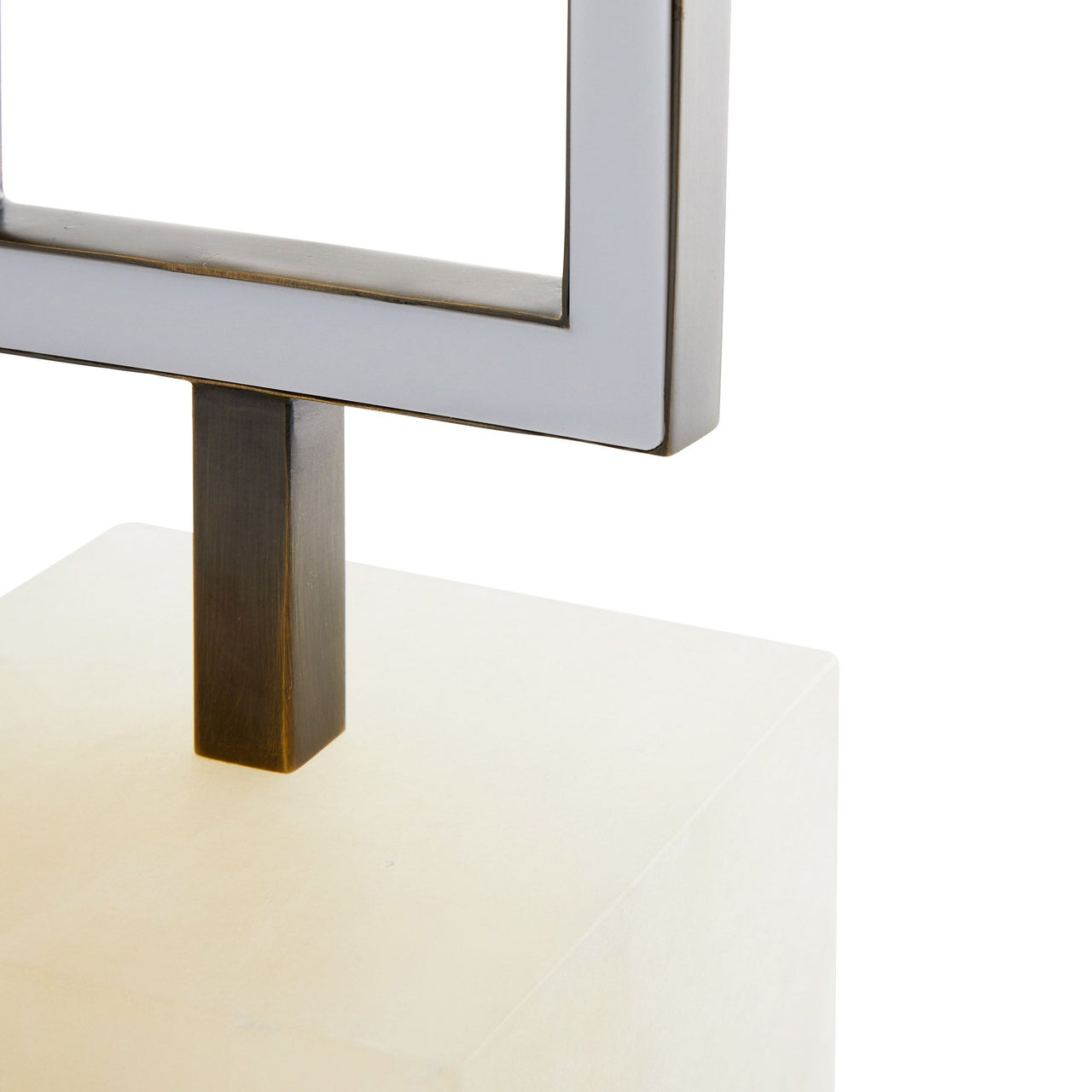 ODELL LAMP