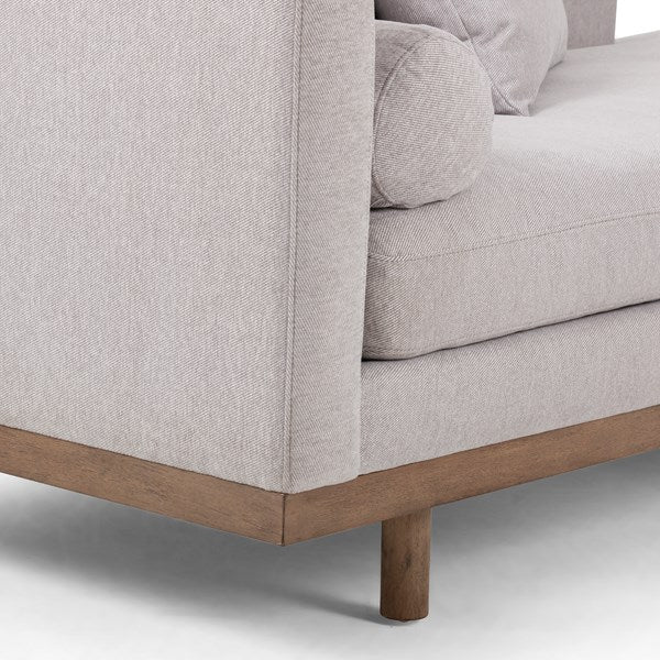 BRADY CHAISE